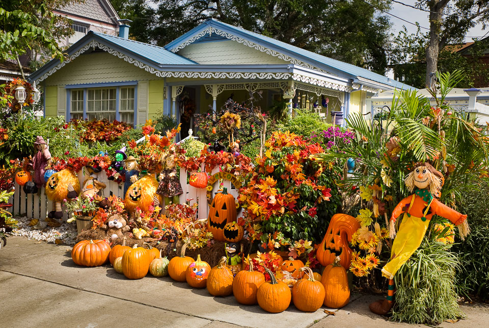 HalloweenHouse_01LR_4096px.jpg